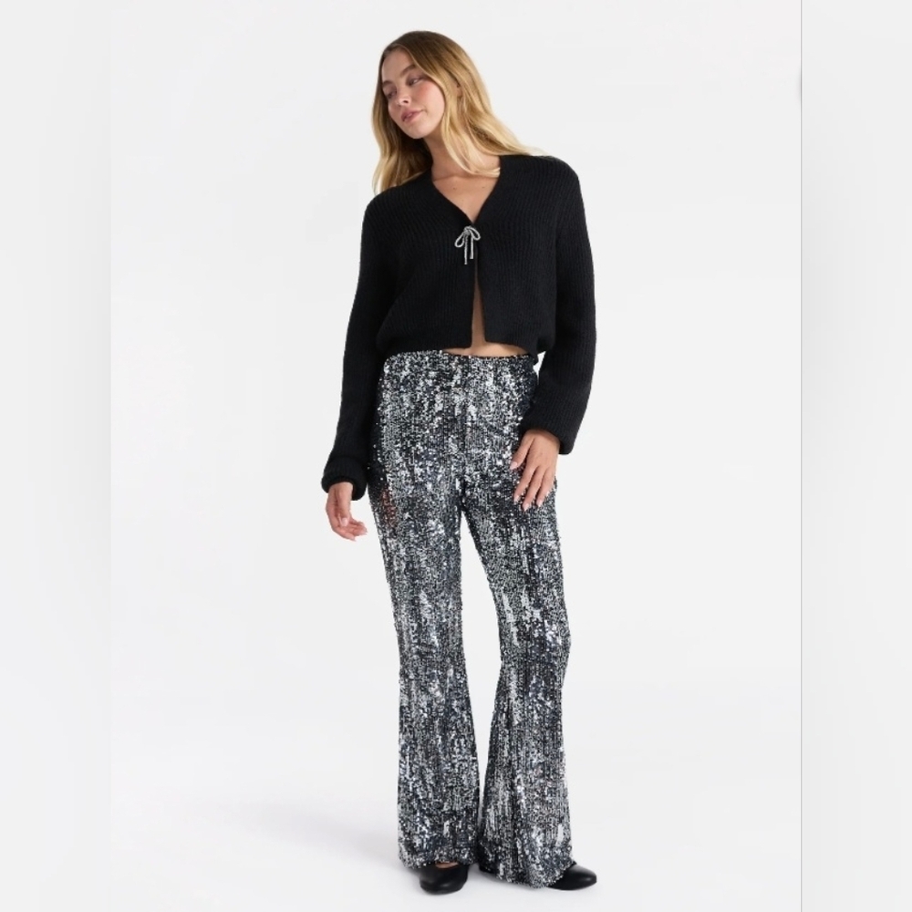 *NWT* No Boundaries Sequin Flare Pants - SILVER